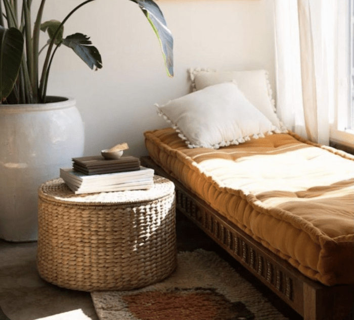 7 Ways to Create a Calm Meditation Space at Home